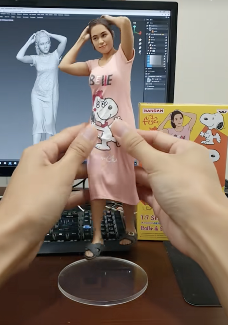 Action figure google gemini ai miniatur bergerak. (TikTok)
